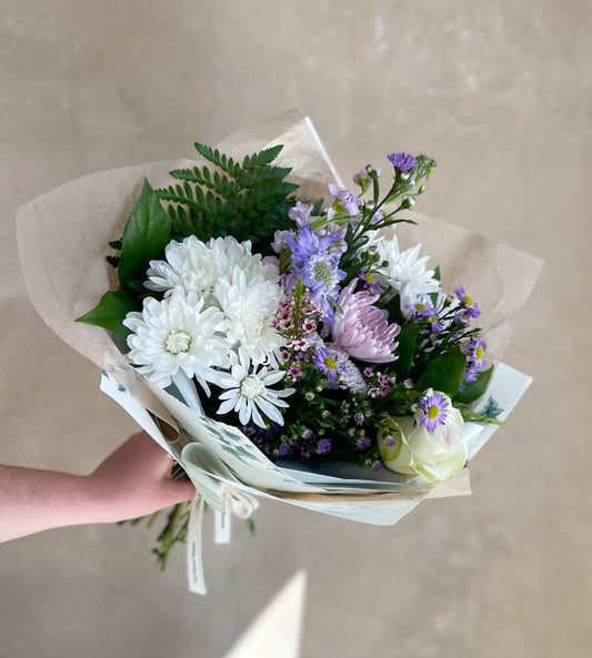 Custom Monotone Bouquet